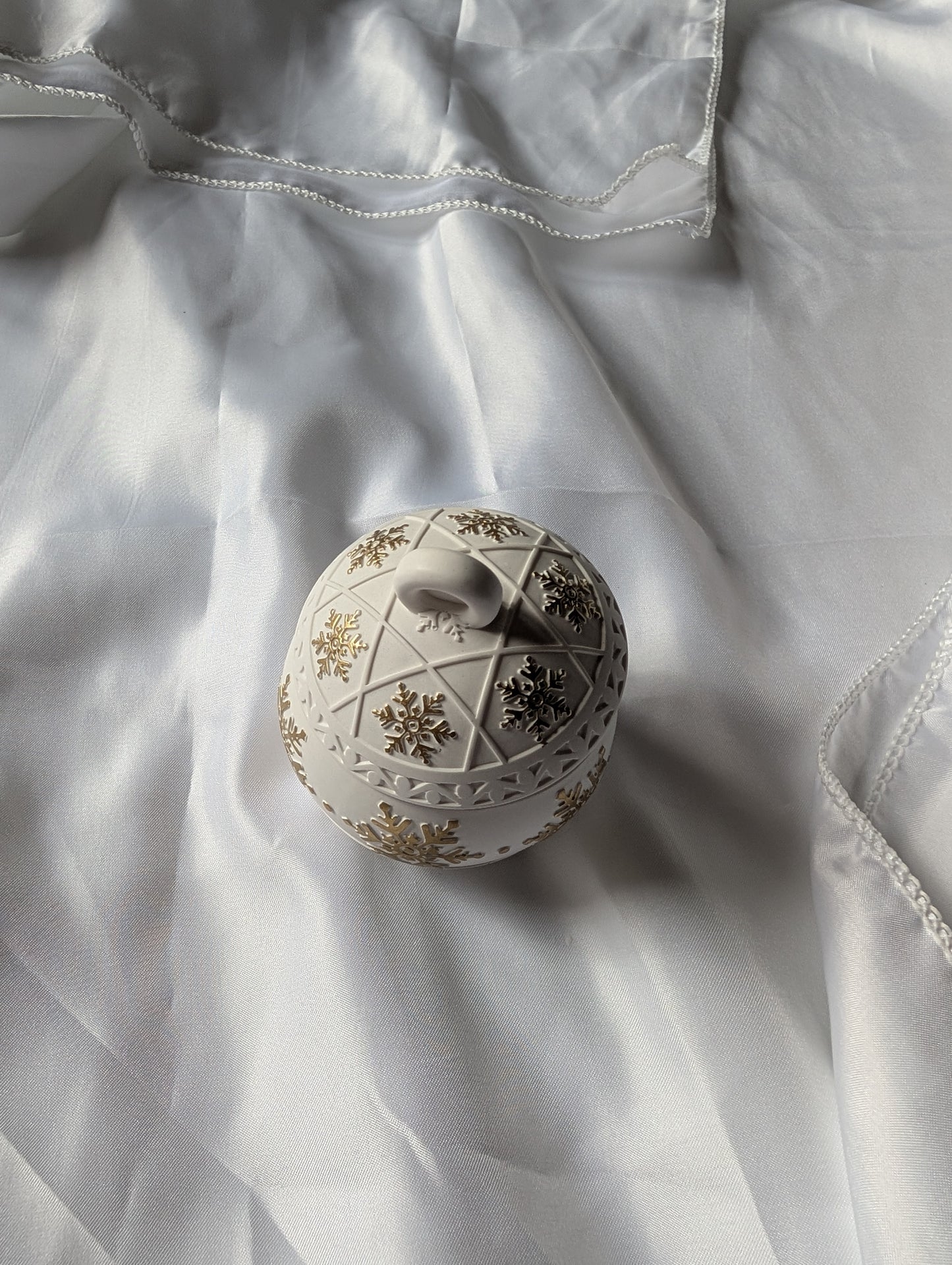 Vela Decorativa - Bola Navideña